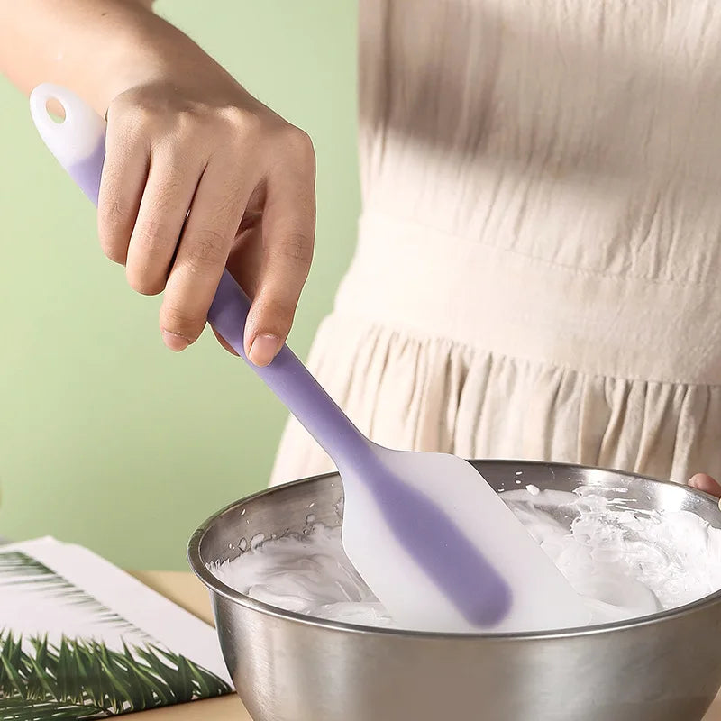 Premium Silicone Cake Scraper – Translucent Non-Stick Spatula for Baking & Cooking